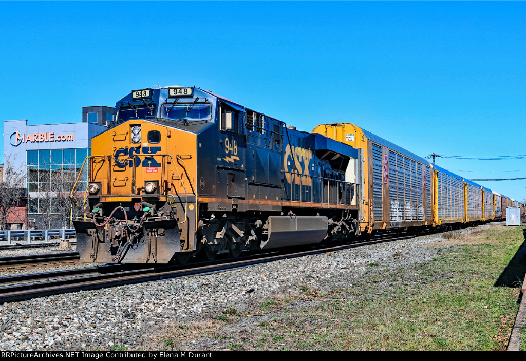 CSX 948 on M-218